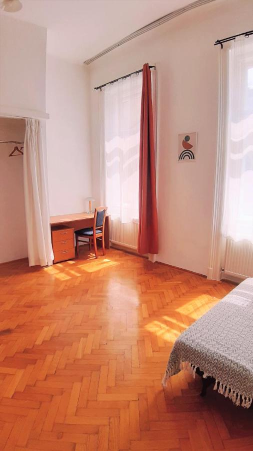 Citypark Classic Downtown Apartment بودابست المظهر الخارجي الصورة