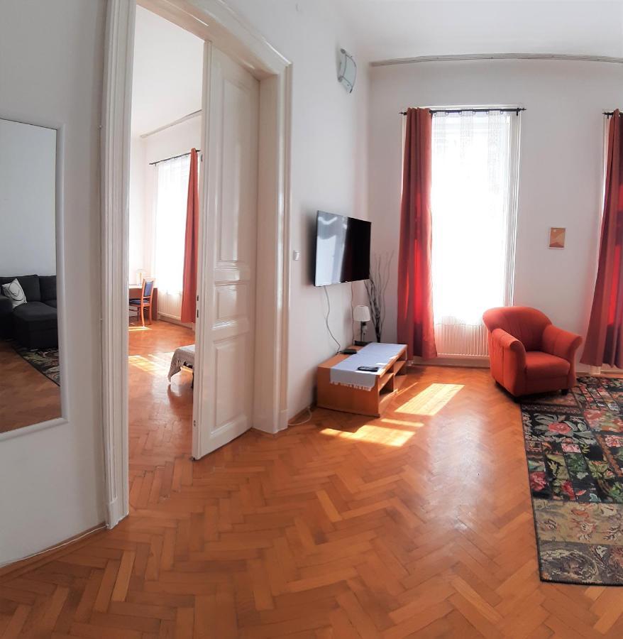Citypark Classic Downtown Apartment بودابست المظهر الخارجي الصورة